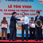 Vietravel vinh dự nhận bằng khen “Doanh nghiệp xuất sắc” tại Bình Thuận